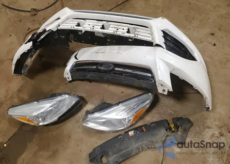 2015 Ford Escape Titanium z USA, uszkodzony, nr VIN 1FMCU0J97FUC26841